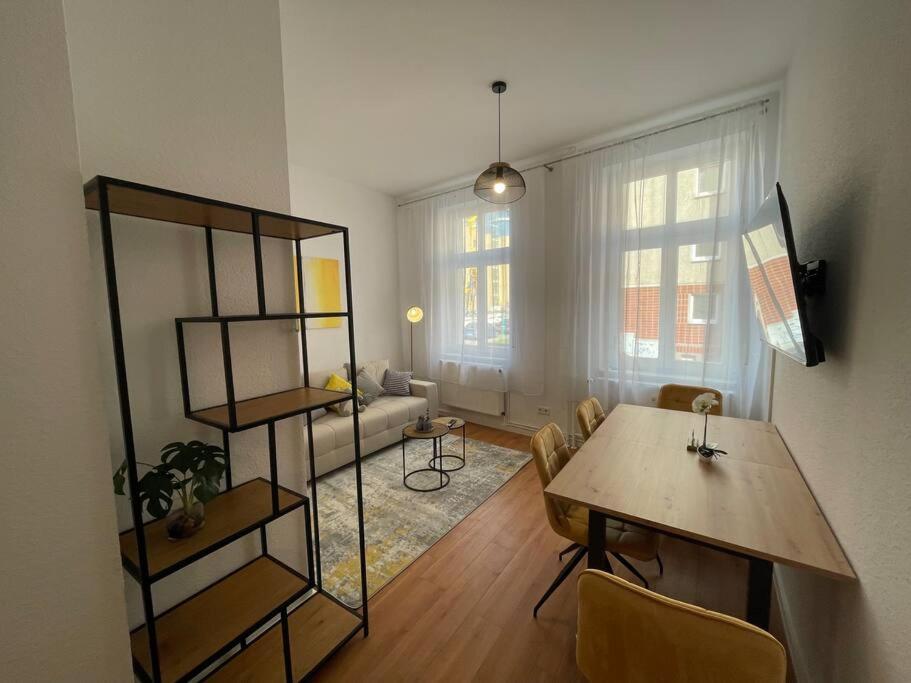 Lucky Stays Ls01 - Vollausstattung - Zentrum - Aufzug - Grosse Kueche - 2 Zimmer - Smart-Tv ماغديبورغ المظهر الخارجي الصورة